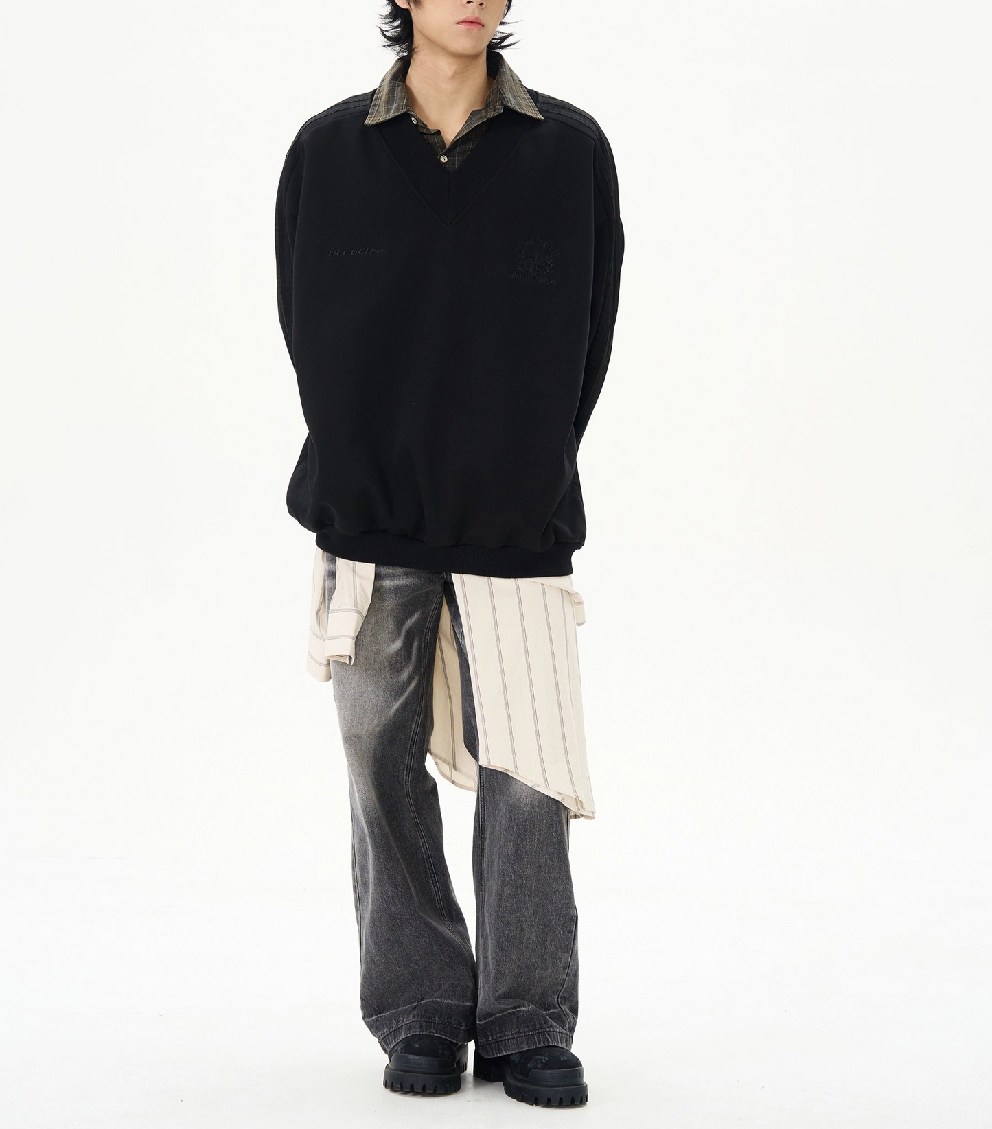 HS10048 Oversized Sports Design V-neck Sweater