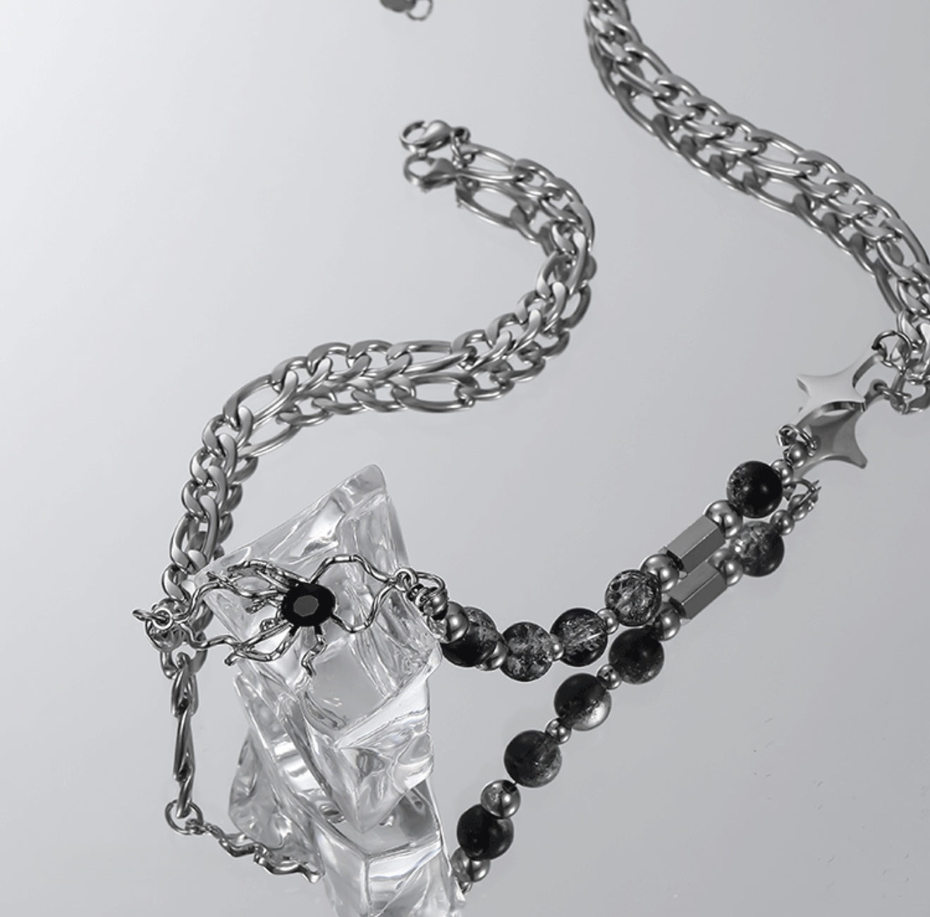 CN1007 Necklace/ Spider