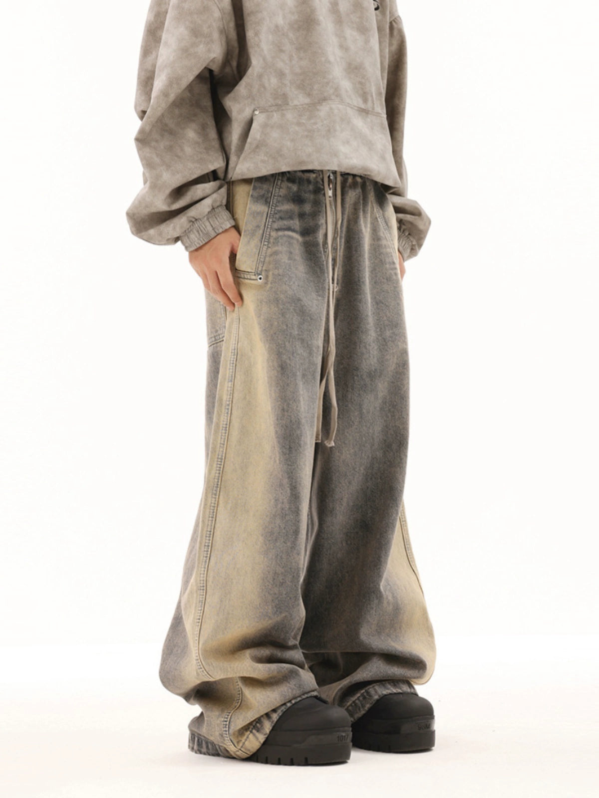 TJ10026 Oversized Jeans/ Sanded Blue