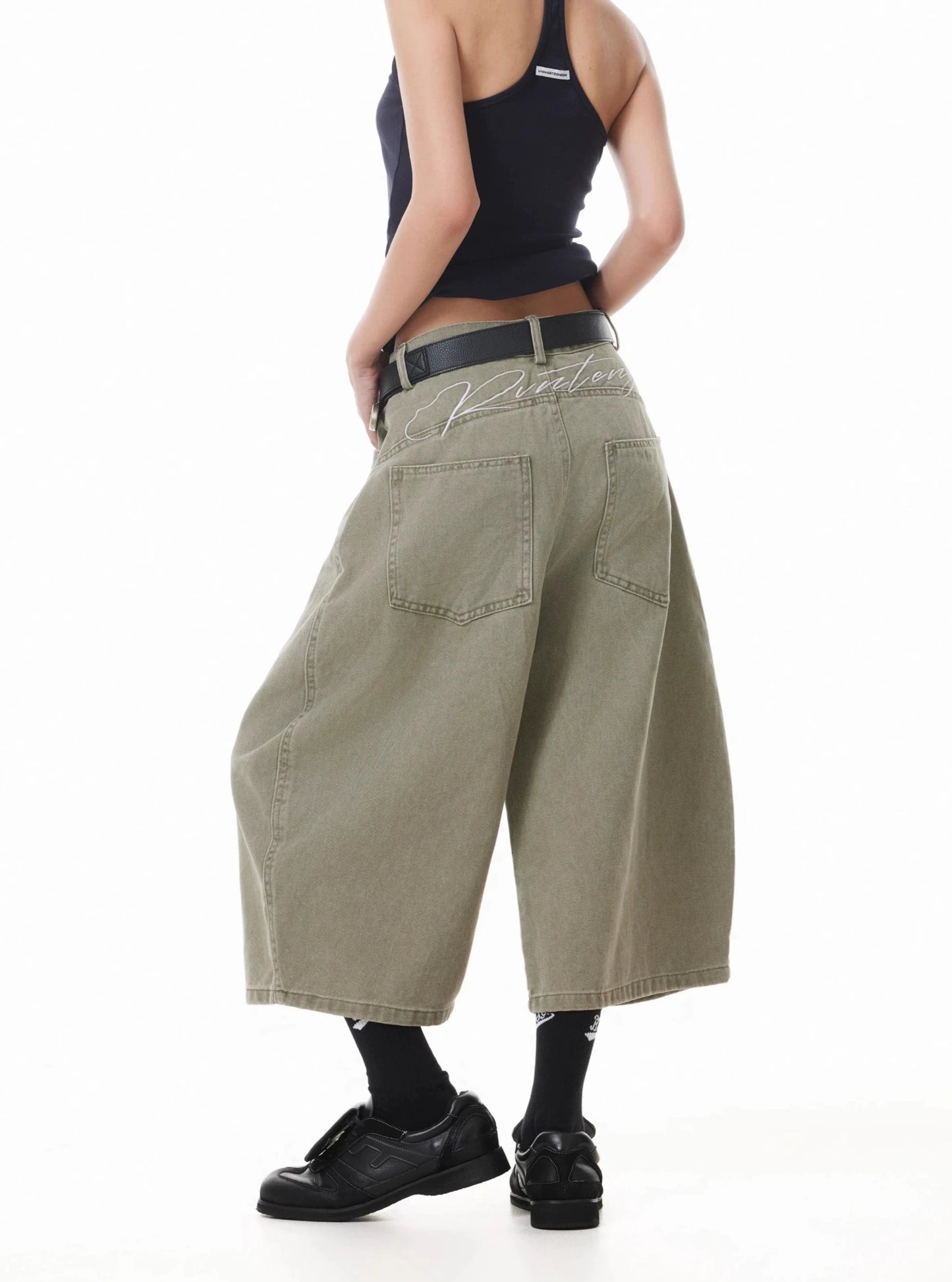 TJ10123 Deconstructed Scimitar Cropped Shorts