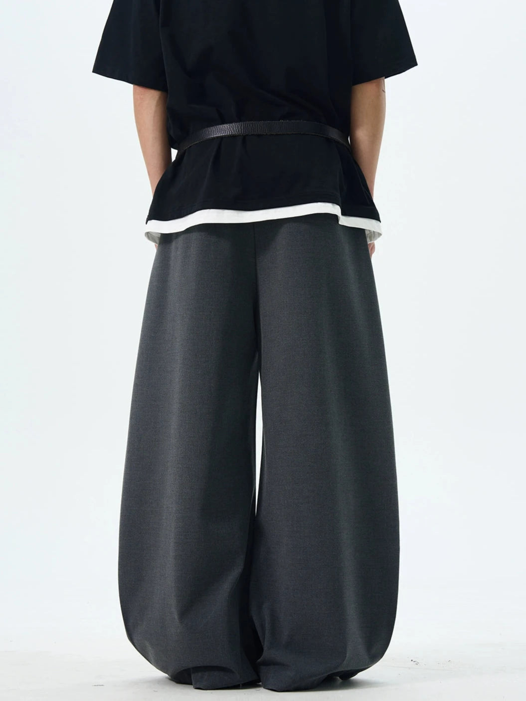 TJ10125 Pleated Scimitar Pants